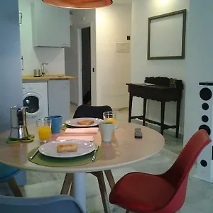 Pop Art House 2 Bedrooms Apartament